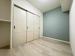 近鉄難波線 布施駅 徒歩7分の賃貸マンション 5階1DKのリビング/ダイニング