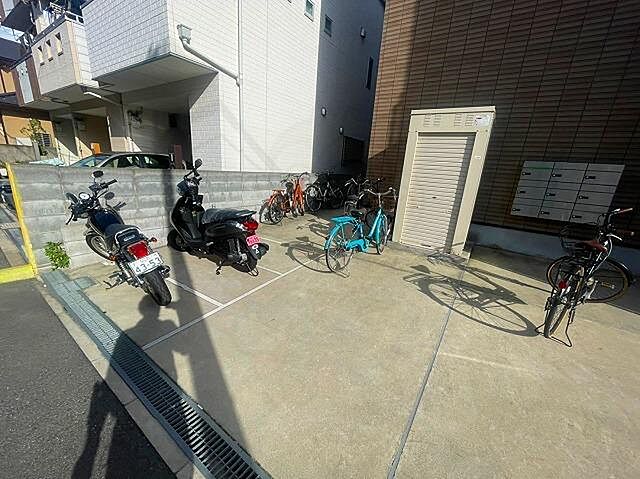 その他