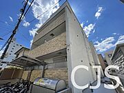 北巽駅より徒歩10分 築5年10ヶ月 3階建の賃貸物件