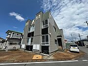 新発田駅よりバス8分 徒歩5分 築32年3ヶ月 2階建の賃貸物件