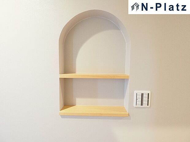 玄関にニッチ♪アール形状がおしゃれ☆彡