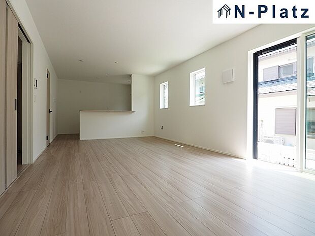 ＬＤＫ（約20帖）