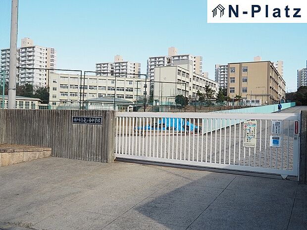 竜が台中学校まで約1400ｍ