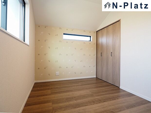 3階洋室（約5.3帖）