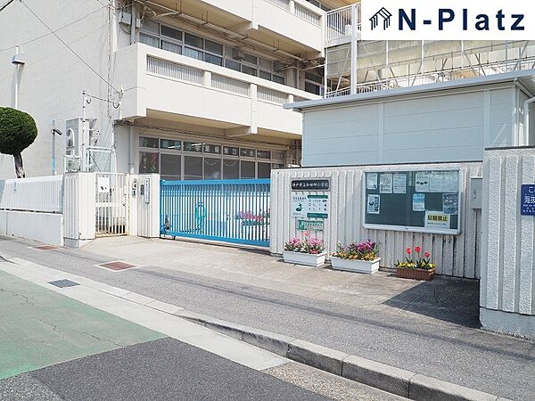 和田岬小学校まで約900ｍ