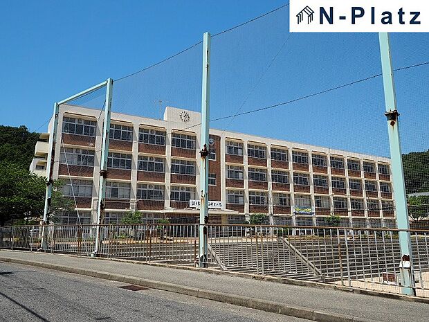 福田中学校まで約1200m