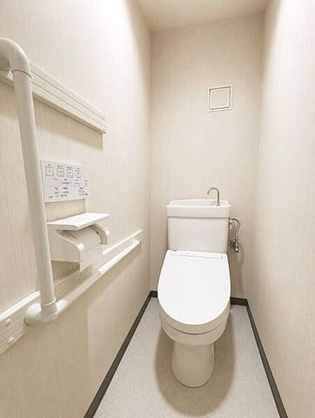 トイレ令和7年に温水洗浄便座を交換♪※家具消し加工をしております。