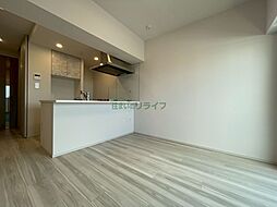 小田急小田原線 千歳船橋駅 徒歩8分の賃貸マンション 6階1LDKのリビング/ダイニング