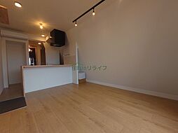 京急本線 雑色駅 徒歩8分の賃貸マンション 4階1DKのリビング/ダイニング