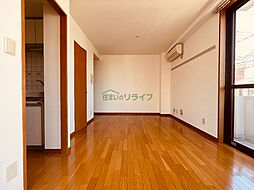 東急田園都市線 三軒茶屋駅 徒歩17分の賃貸マンション 1階1Kのリビング/ダイニング