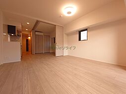 ＡＩＦＬＡＴ渋谷西原 407 5階1LDKのリビング/ダイニング