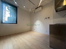 東急田園都市線 三軒茶屋駅 徒歩18分の賃貸マンション 1階ワンルームのリビング/ダイニング