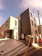 梅ヶ丘駅より徒歩6分 新築 3階建の賃貸物件