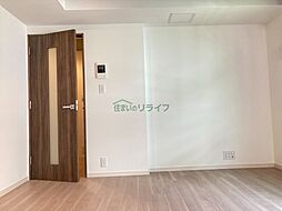 小田急小田原線 世田谷代田駅 徒歩3分の賃貸マンション 2階1LDKのリビング/ダイニング