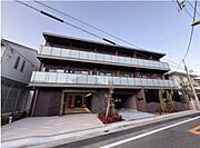 上町駅より徒歩12分 新築 3階建の賃貸物件