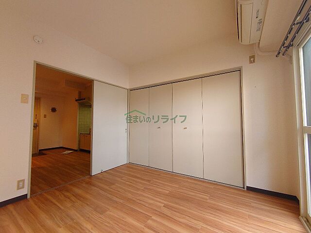 寝室