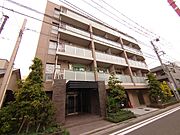 三軒茶屋駅より徒歩12分 1階 築9年の賃貸物件