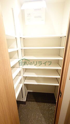 収納