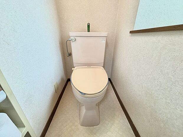 清潔感のあるトイレです！設備の変更をご希望の方にはリフォームもご提案できます。ぜひご相談ください♪
