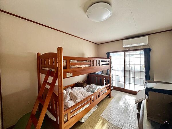 和室の多い間取りです。小さなお子さまにはフローリングよりもやわらかい畳の方が安心です