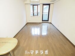 桜山アネックス 702 7階ワンルームのリビング/ダイニング