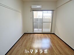 セオークス東山 105 1階1Kのリビング/ダイニング