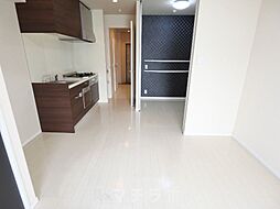 C.P.Pure1608 302 3階1LDKのリビング/ダイニング