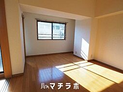 サムティイースト白壁 302 3階3LDKのリビング/ダイニング