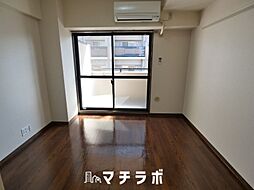 グリーンハイツ白川 703 7階1Kのリビング/ダイニング