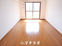 シティライフ本山東 502 5階1Kのリビング/ダイニング