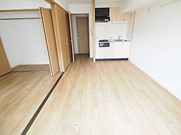 マノアール今池 403 4階1LDKのリビング/ダイニング