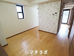 ラ・シュシュ覚王山 101 1階ワンルームのリビング/ダイニング