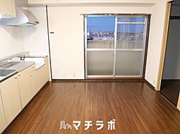 ジュネコキアージュ桜山 1002 10階3LDKのリビング/ダイニング