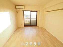 グランドハイネス御成 303 3階1Kのリビング/ダイニング