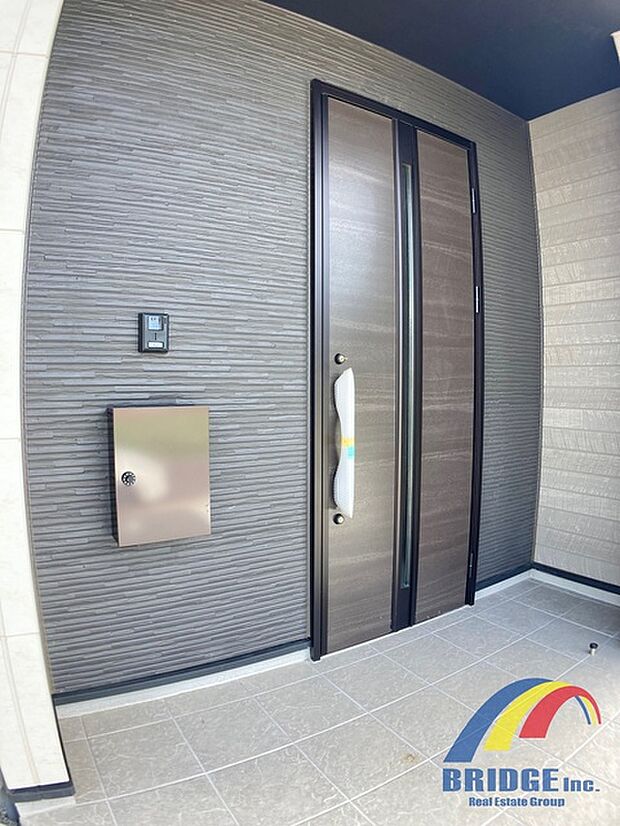 玄関アプローチ 