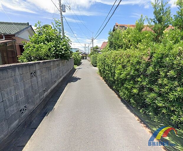 前面道路です。