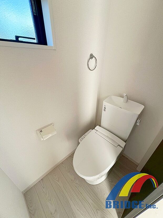 1階・2階ウォシュレット機能付き