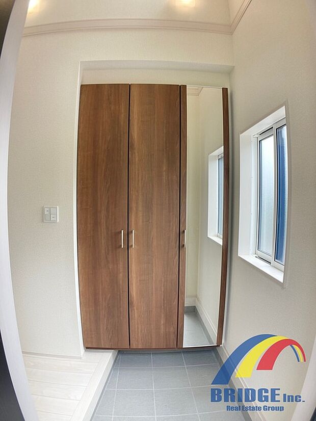 家族みんなのシューズもすっきり収納できる