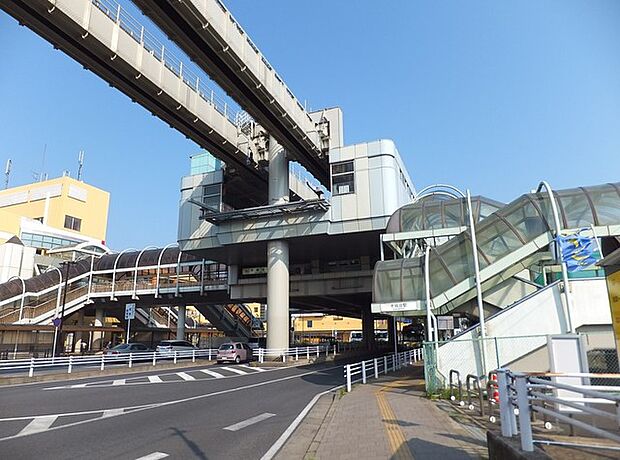 千葉都市モノレール2号線 千城台駅(640m)