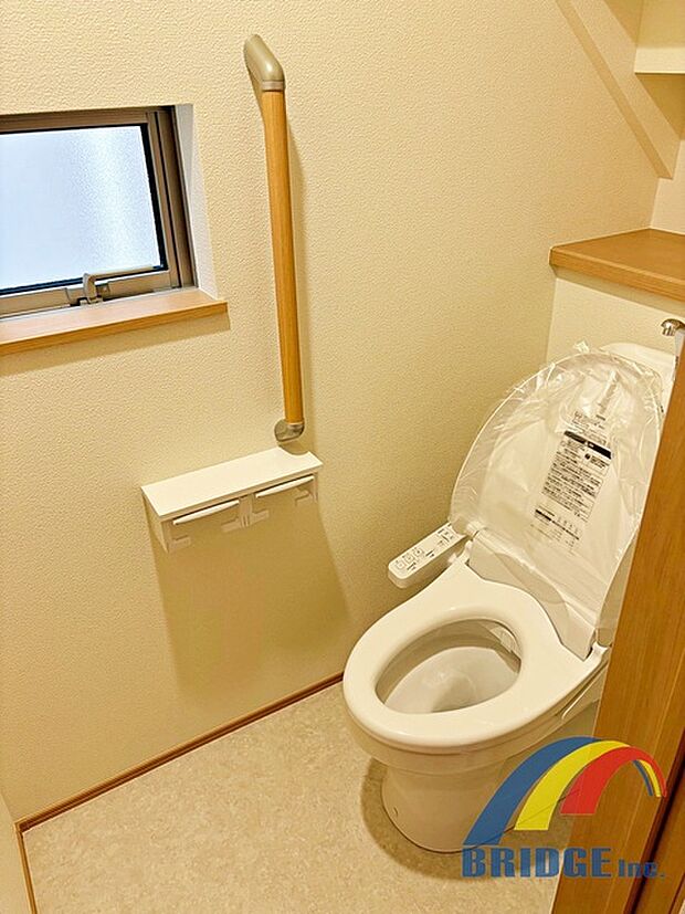 1階・2階ウォシュレット機能付き