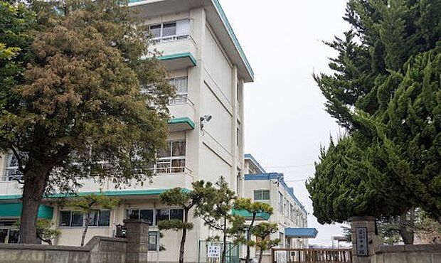 千葉市立若松中学校（2200m）