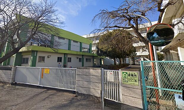 田喜野井小学校(700m)