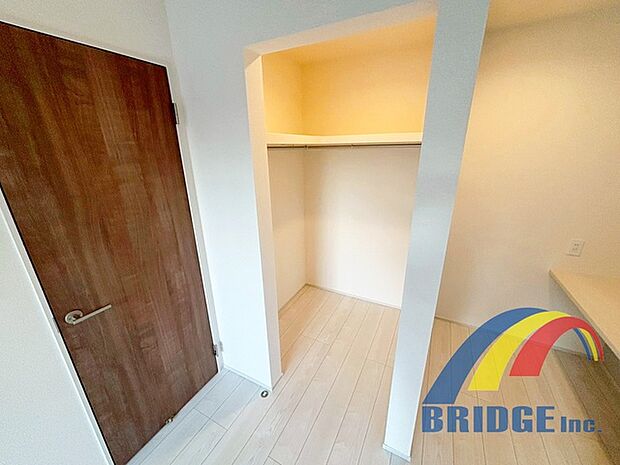 WICでお洋服もたくさん収納できます