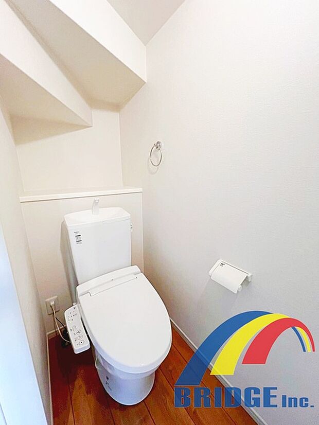 1階・2階ウォシュレット機能付き