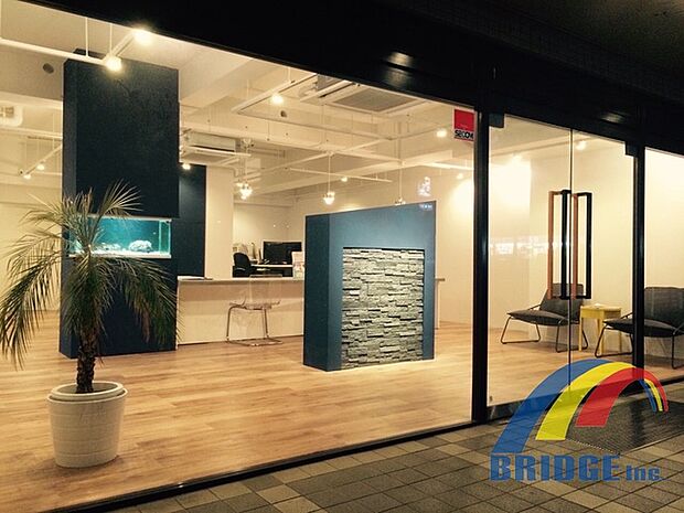 お問い合わせは株式会社ブリッジまで。 お待ちしております。