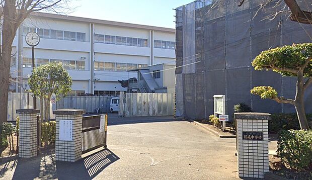 千葉市立稲毛中学校（210m）