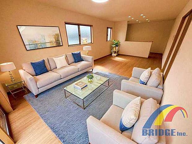 明るい雰囲気で落ち着く空間