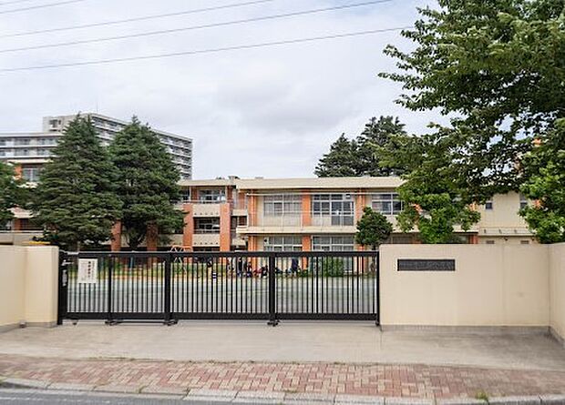 千草台小学校（1040m）