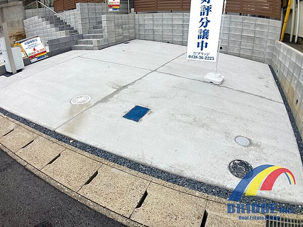 駐車スペースしっかり完備 同社同等仕様施工例