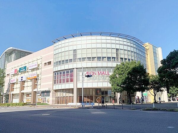 イオンモール千葉ニュータウン（1525m）